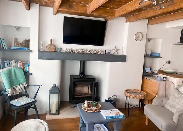Shrimp Cottage - 3 Bed Renovated Cottage With Stunning Sea Views